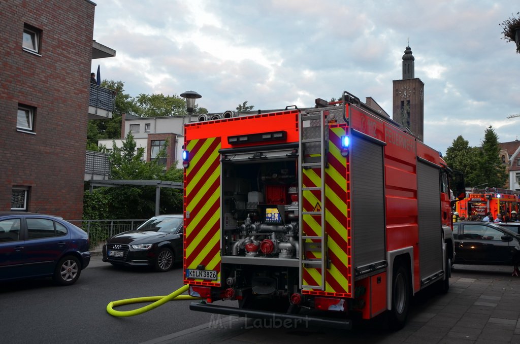 Feuer 2 Y Koeln Raderberg Stahleckstr P28.JPG - Miklos Laubert